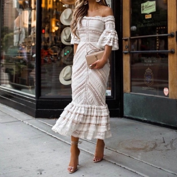 cinq a sept Dresses & Skirts - Cinq a Sept Naya Cream Off The Shoulder Midi Dress Size 4